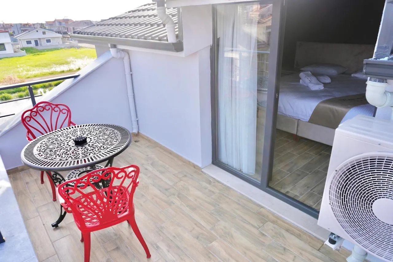 Reynabe Boutique Hotel Dikili